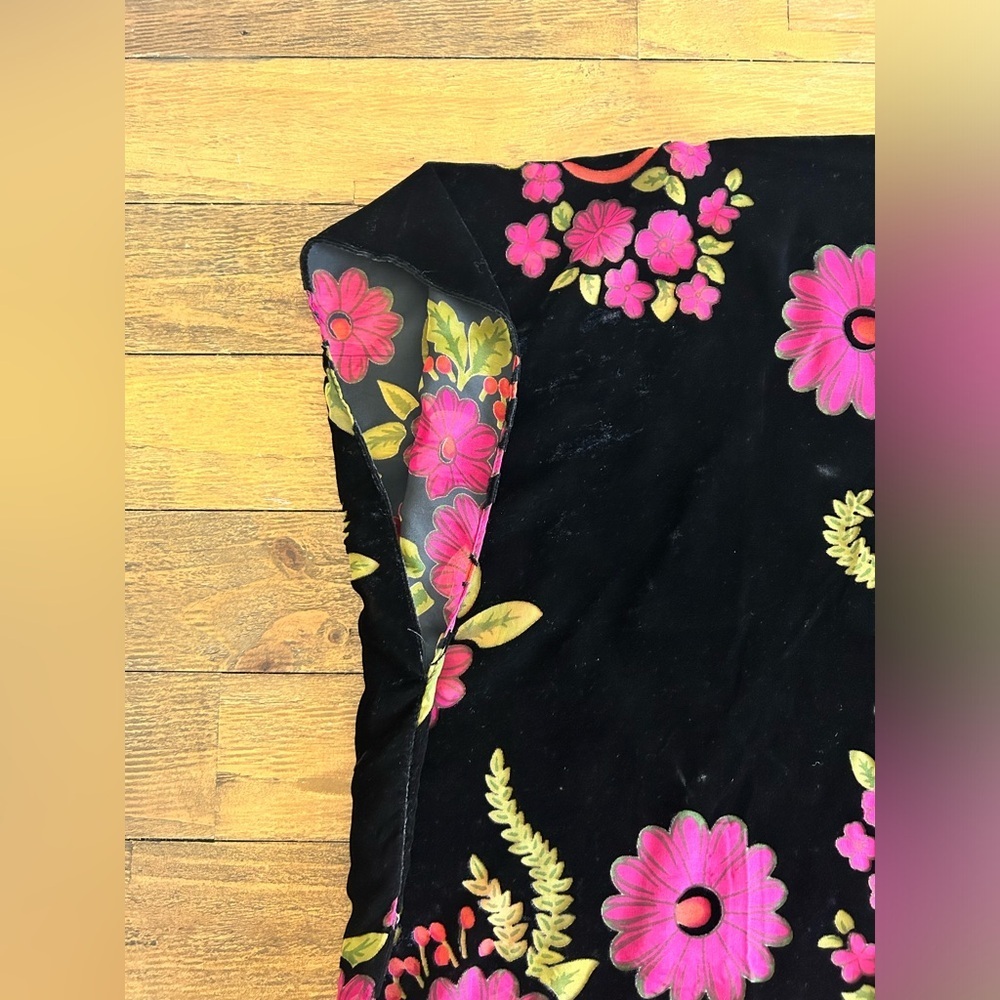 WOVEN HEART Velvet Burnout Black and pink floral Kimono Top Robe Boho - Picture 9 of 13